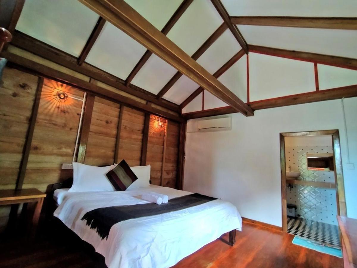 The Hidden Oasis Bungalows Kampot Buitenkant foto
