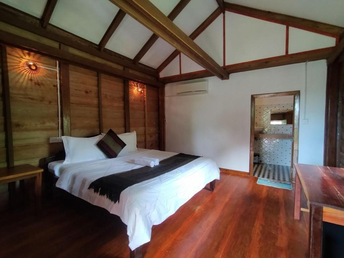 The Hidden Oasis Bungalows Kampot Buitenkant foto