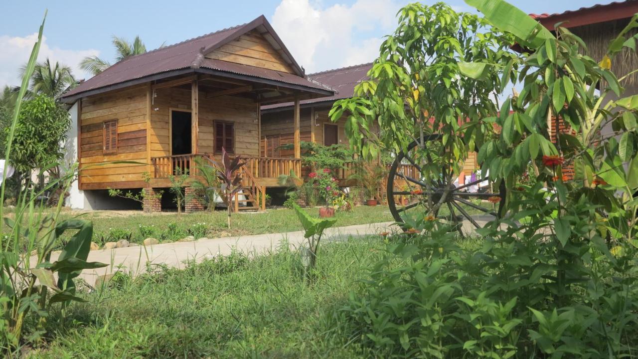 The Hidden Oasis Bungalows Kampot Buitenkant foto