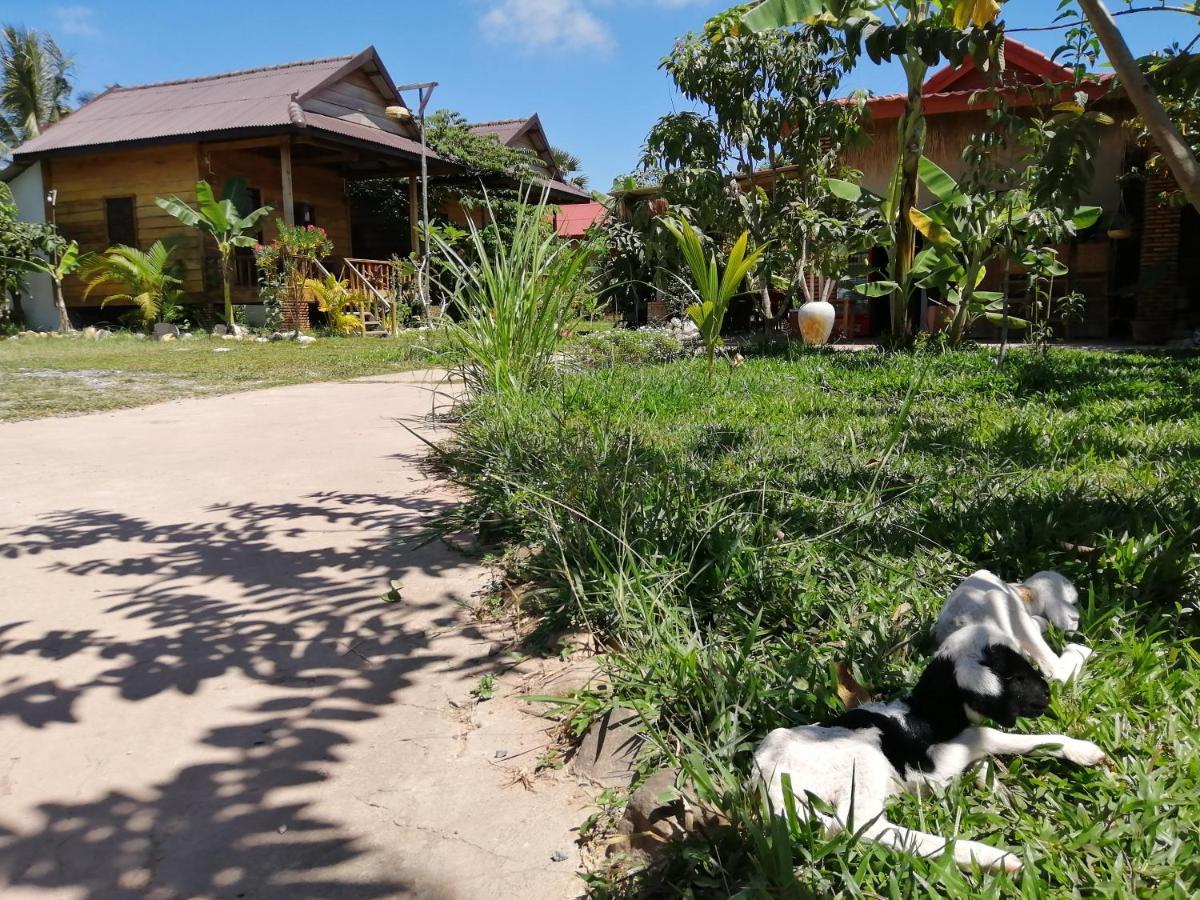 The Hidden Oasis Bungalows Kampot Buitenkant foto